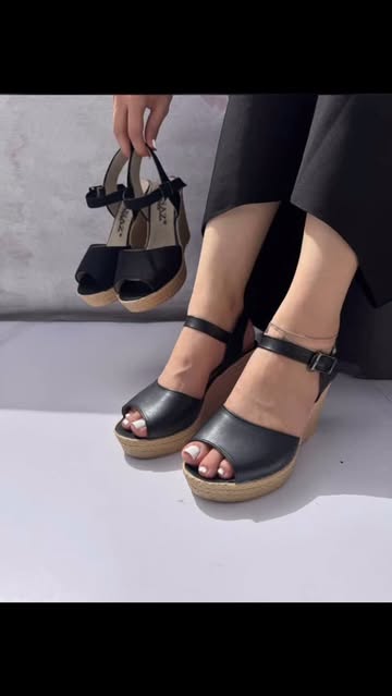 تابستانی لژدار